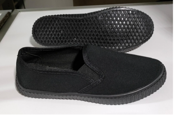 Cute Trendy Pretty No Fade material ladies Women plain black Rubber Shoes- Black