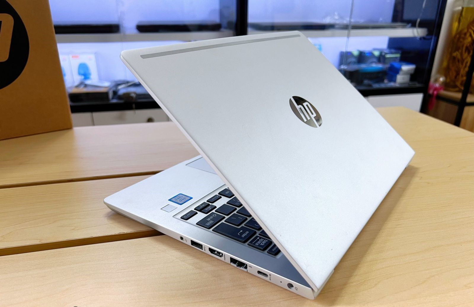 HP ProBook 430 G6 Core I5 8th Gen 8GB 256GB SSD 13.3 Inch UltraBook Refurbished Laptop + Free Bag