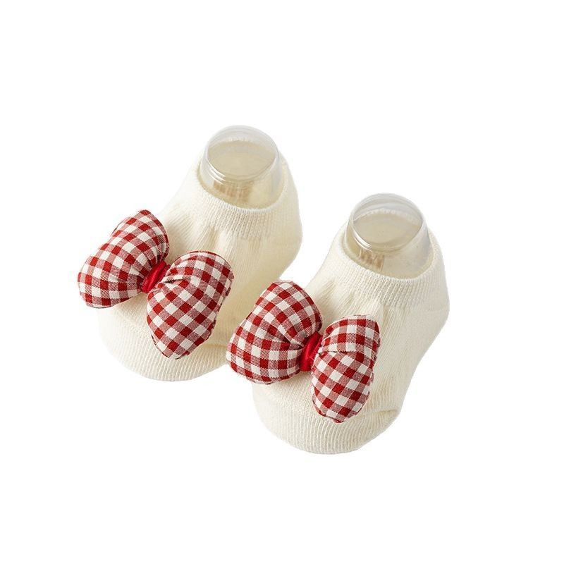 4 pairs New fashionable spring and autumn styles of anti-slip boat socks for girls, infants and toddlers, and cute thin floor socks