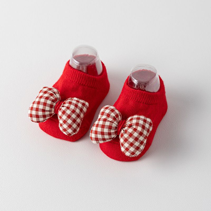 4 pairs New fashionable spring and autumn styles of anti-slip boat socks for girls, infants and toddlers, and cute thin floor socks