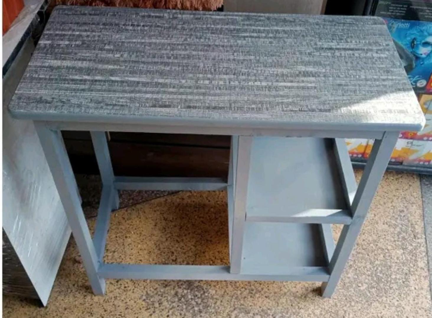 SMART  STRONG  SMART AND MODERN  WOODEN KITCHEN TABLE SUITABLE FOR COOKING MAKO.
