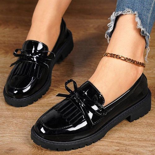 🔅🔅WETLOOK NOW AVAILABLE 🔅🔅😇Brogue Stylish Women’s Wetlook Brogues Shoes.Stylish wetlook finish for a sleek and bold appearance

Durable construction for long-lasting wear and comfort

Versatile d