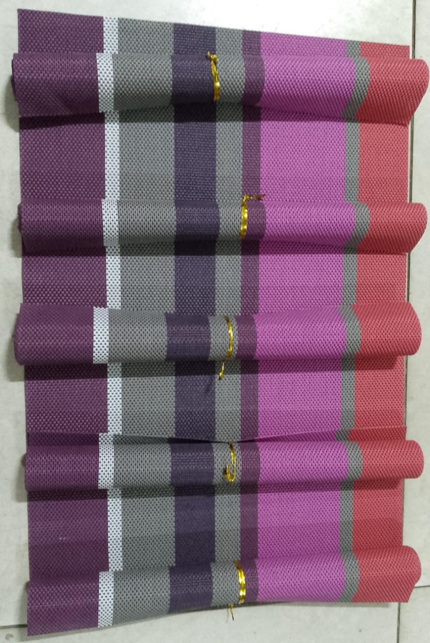 Fashion 6 Pcs Table Mat PVC Western Kitchen Dining Room Table Mat.6 pcs Table Mat PVC Western Kitchen Dining Room Table Mat 
Kitchen & Table Linens Type：Place Mats
Kitchen & Table Linens Material：PVC