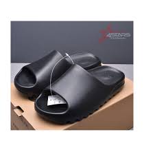 Original yeezy slides Key Features Specifications SKU: GE840FS3YXVZVNAFAMZ Weight (kg): 0.5 Main Material: New Original Adidas Yeezy Foam