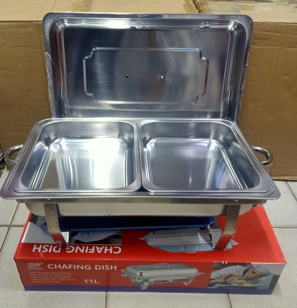 PRICE DROP ‼️DOUBLE HEAVY stainless steel kitchen chaffing dishes Double / 2 partitions; serve two different dishes simultaneously; perfect for hosting large gatherings,