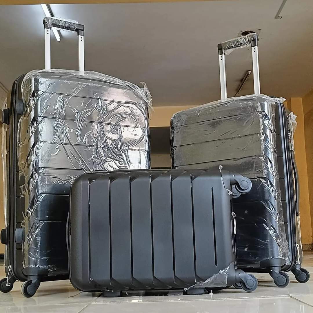 3Pcs Set Super High Quality Unbreakable Fibre Travel Suitcases 4 strong, firm rotative wheels.