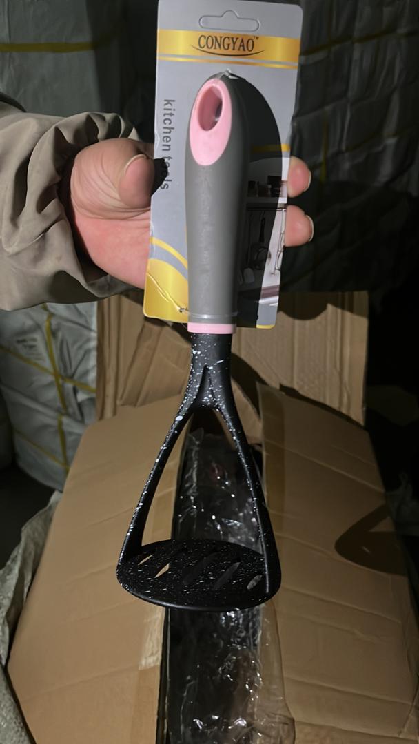 Potato Masher Silicone Food Masher Fruit Ricer Crusher Avocado Masher Cooking Kitchen Gadget Smasher Hand Tools for Vegetables Fruits Bean Food Grey