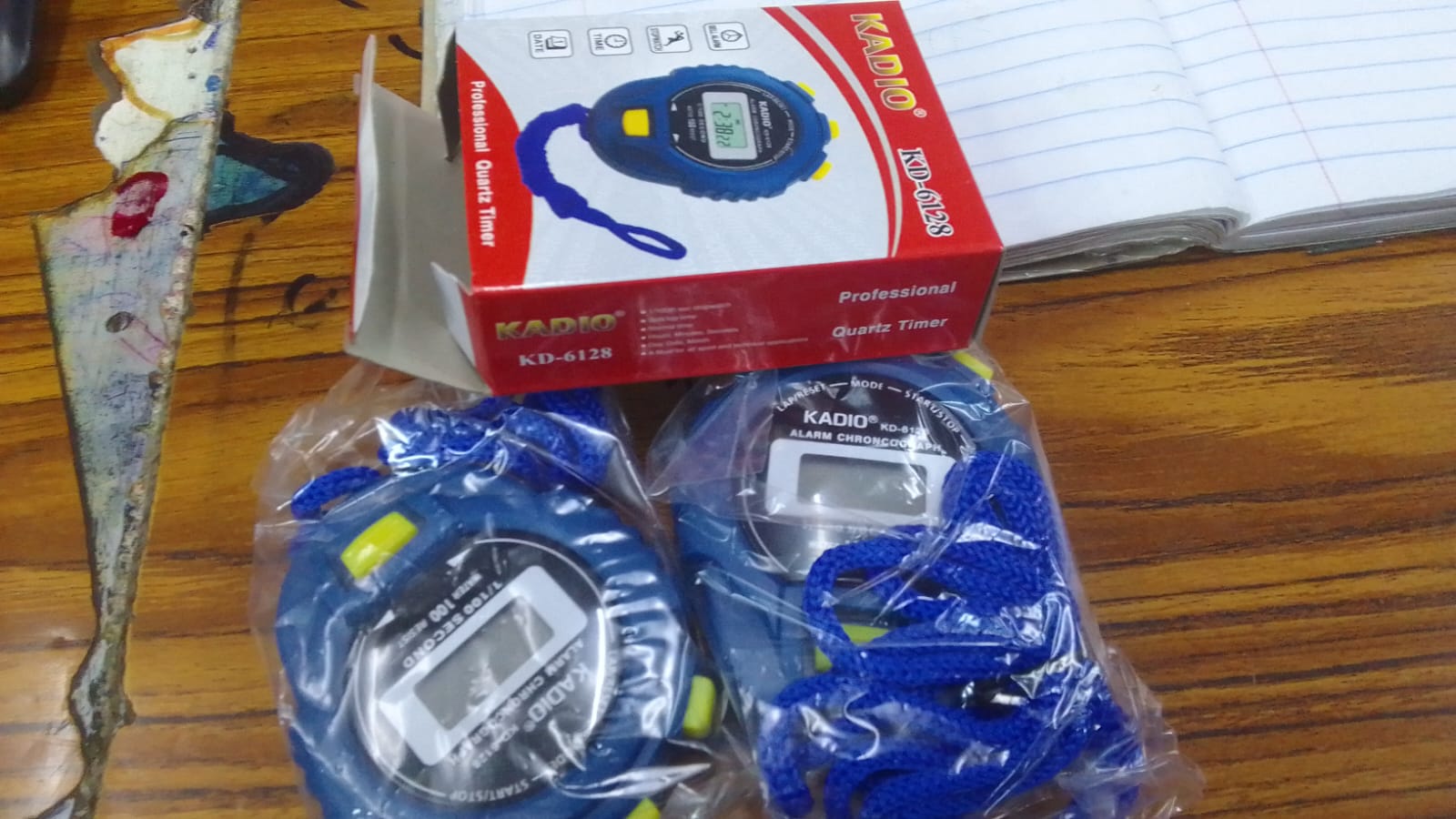 STOPWATCH. Kadio Digital Timer Stopwatch Professional Quartz Timer, Durable and good quality, Chronograph Digital stopwatches timer show hour, minute, second , day, month, and day of the week.