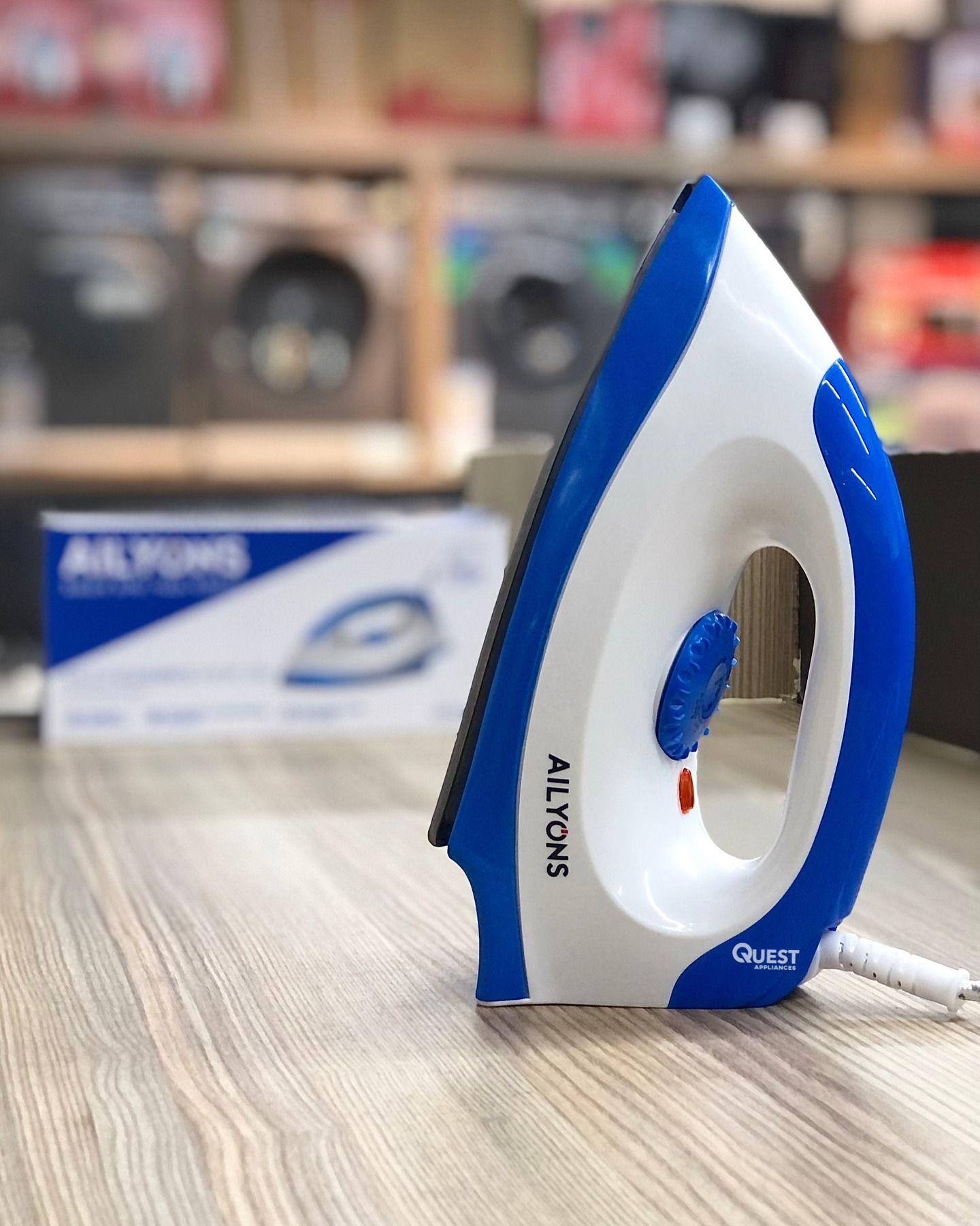Dry Iron Box - HD198A - White & Blue Steamers Irons