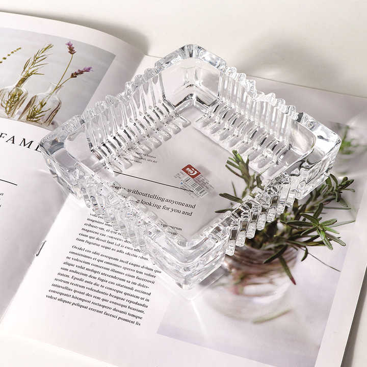 7inch Crystal Clear Glass Ashtray 7" Square Heavy-Duty Crystal Cigar & Cigarette Ashtray for Home, Bar, or Outdoor Use