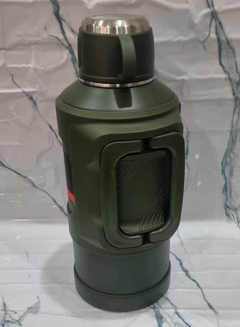 Big size Heavy gauge double wall unbreakable stainless steel kitchen thermos with the capacity of 5 litres ...ideal for Hotels and big family