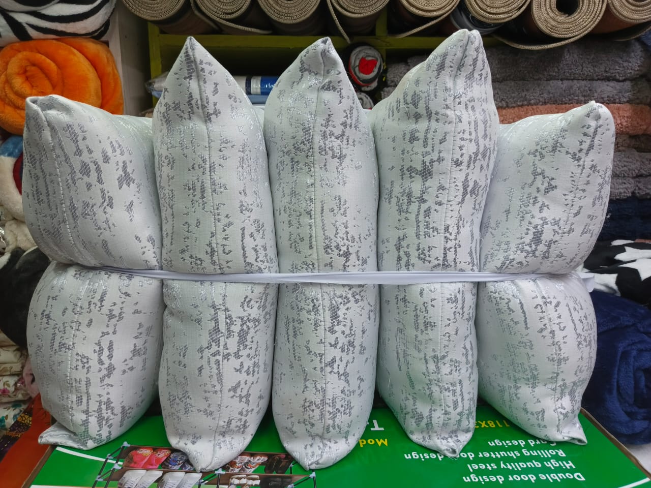 Set of 5pcs fibre filled Sofa Back rest/Throw pillows..