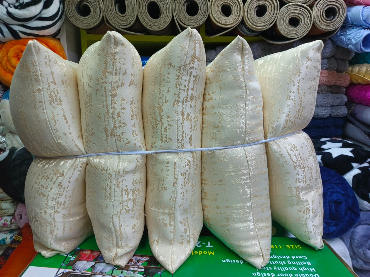 Set of 5pcs fibre filled Sofa Back rest/Throw pillows..