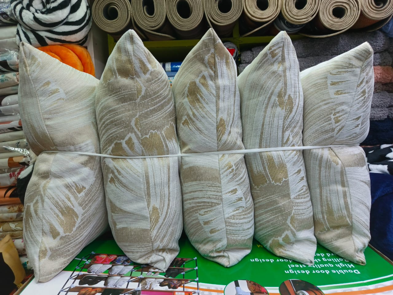 Set of 5pcs fibre filled Sofa Back rest/Throw pillows..