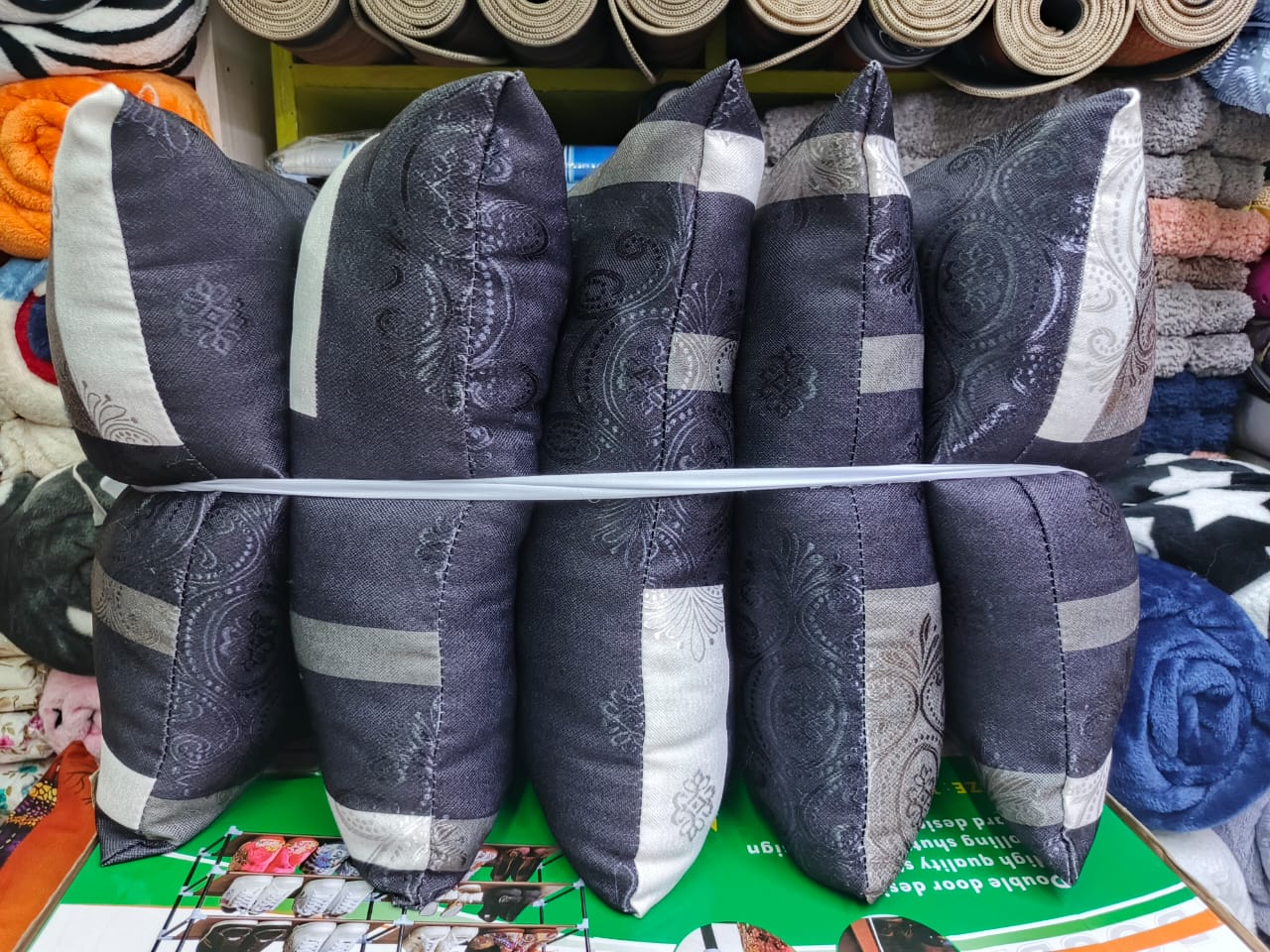 Set of 5pcs fibre filled Sofa Back rest/Throw pillows..
