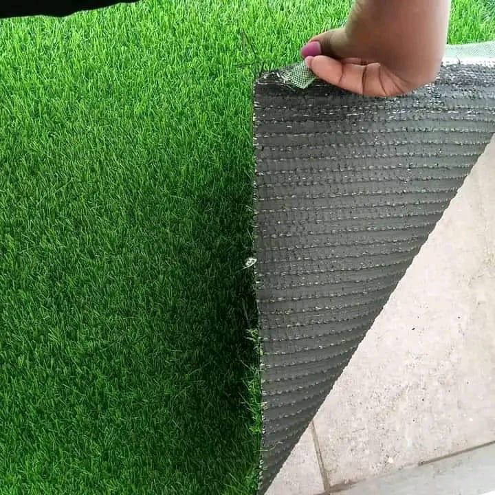 High quality Balcony /Home /office Glass carpet with the size of 1x1 metres and the thickness of 20mm