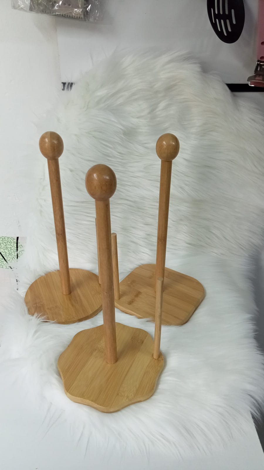 Free stand kitchen Bamboo wood vertical roll pole tissue/paper holder for kitchen/toilet