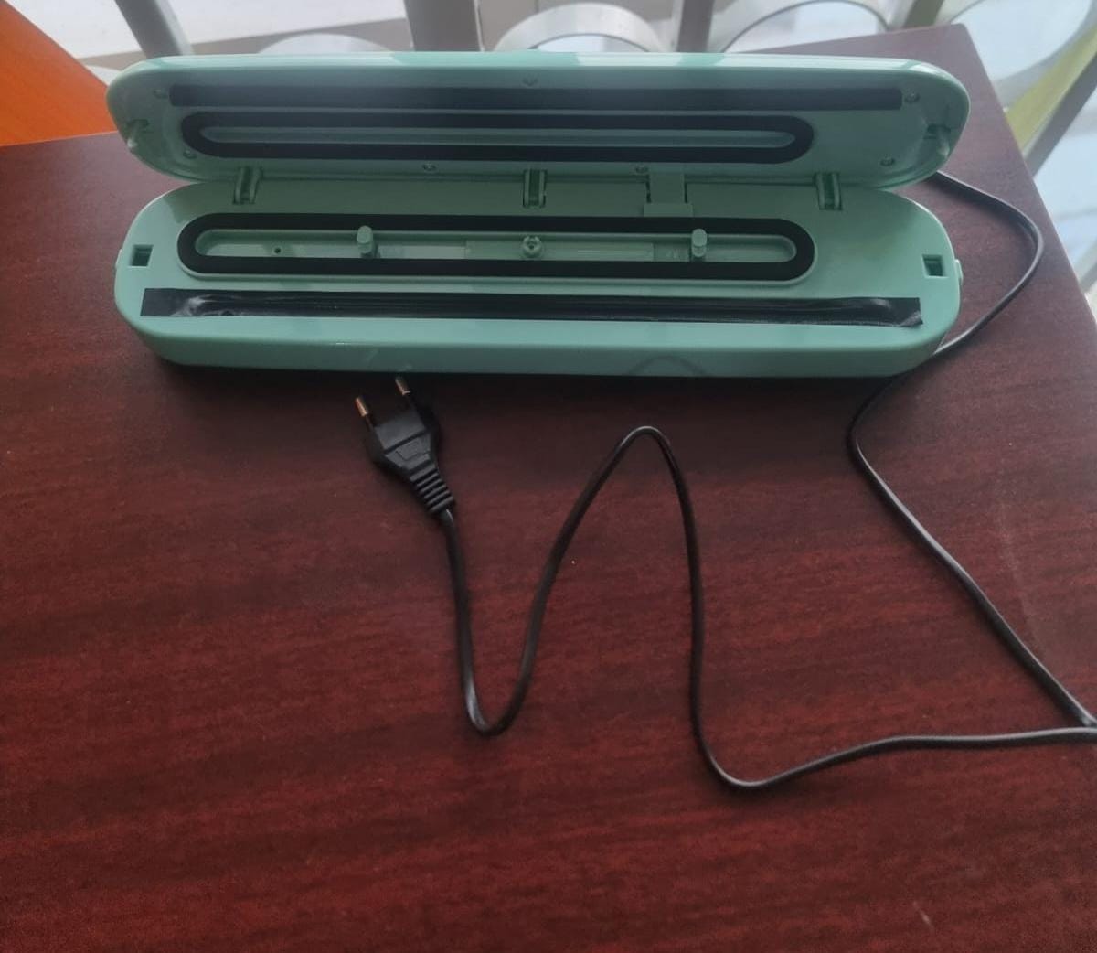 KBZJ-29005-T 90W Vacuum Sealer Machine with 250mm Sealing Length – Fast, Efficient, and Reliable Food Sealing Device for Airtight Packaging and Long-Lasting Freshness in Kitchen Storage
