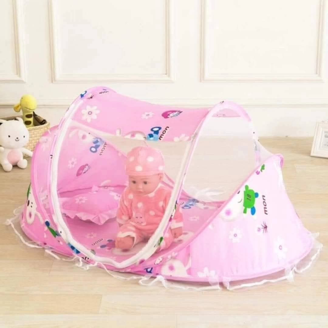 Portable foldable newborn baby nest