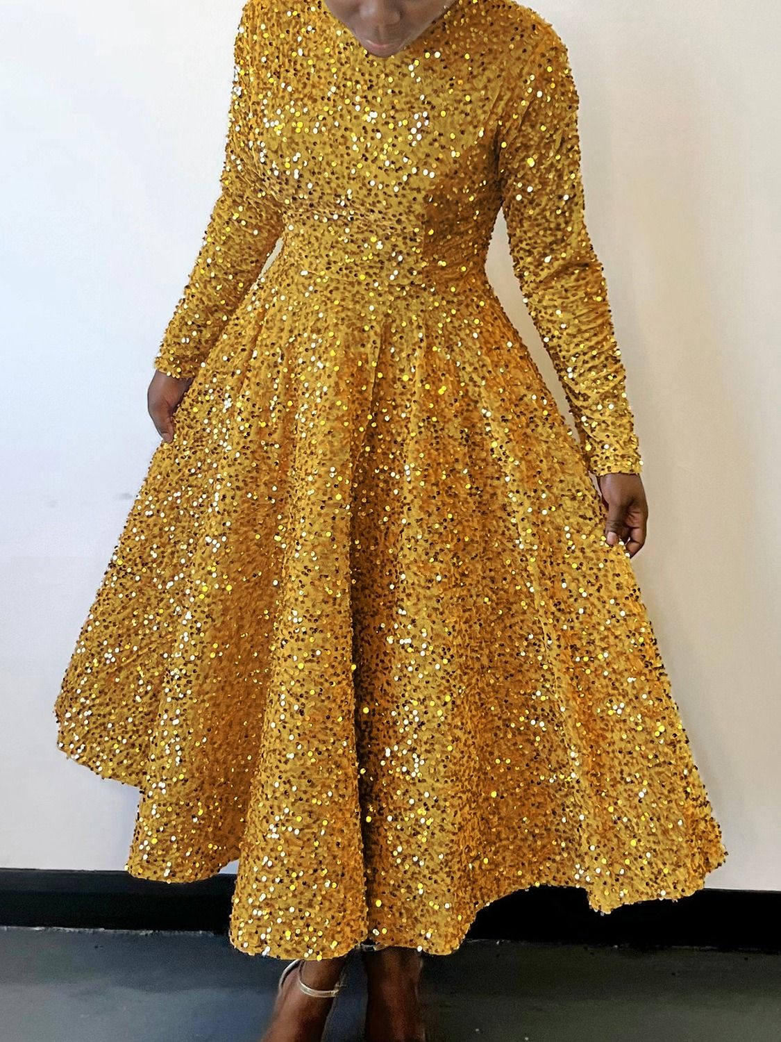2024 Africa America D469 New Fashion Women's Round Neck Long Sleeve Solid Color Sequins High Waist Temperament Mid-long Evening Dress Pop Sequins Temperament Elegant Style