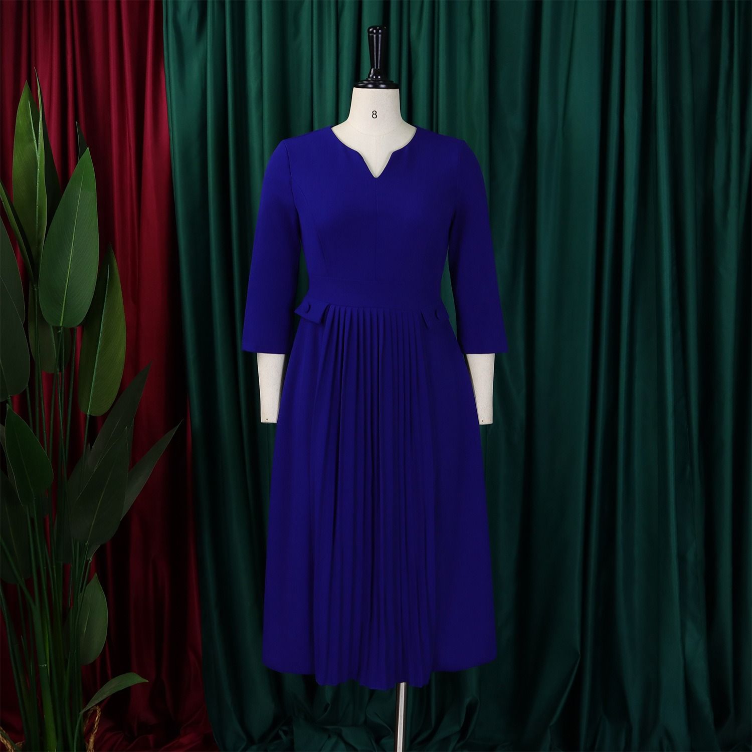 2025 Africa Europe America D529 Women's Autumn New Fashion Temperament Elegant Solid Color Pleated Plus-size Dress Solid Color Pattern Creasing Process Temperament Elegant Style