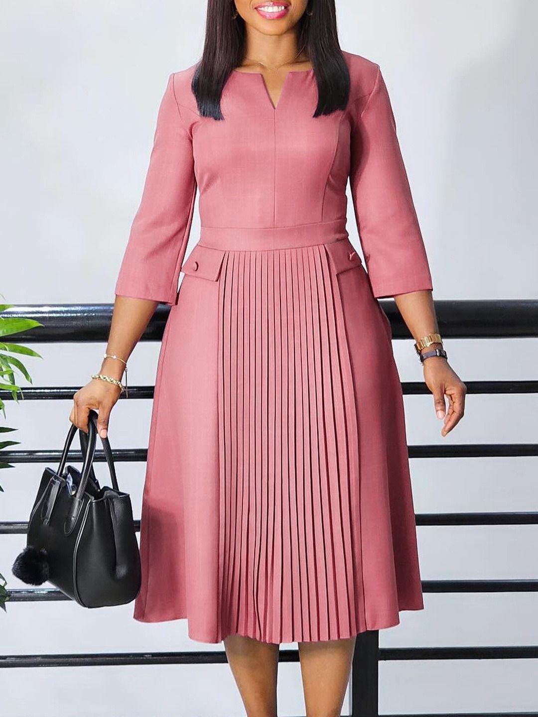 2025 Africa Europe America D529 Women's Autumn New Fashion Temperament Elegant Solid Color Pleated Plus-size Dress Solid Color Pattern Creasing Process Temperament Elegant Style