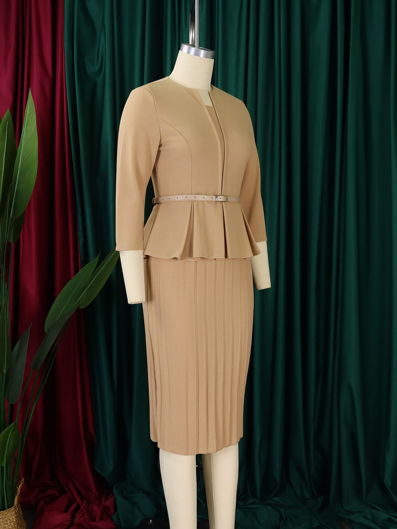 Spring & Autumn 2025 Africa Europe America New D3255 Women's V- neck Ruffled High Waist Slimming OL Commuter Pencil Skirt Dress
Yarn-dyed Craft Temperament Elegant Style