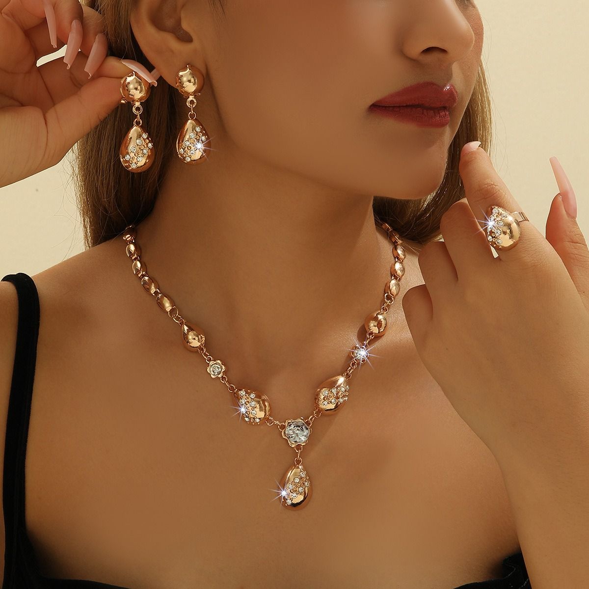 Hot Gold Zinc Alloy Inlaid 2025 Africa Europe America White Rhinestone Metal 8-figure Necklace Earrings Rhinestone Metal Ieopard Head Necklace Earrings Water Drop Necklace Earrings Set Women's Jewelry