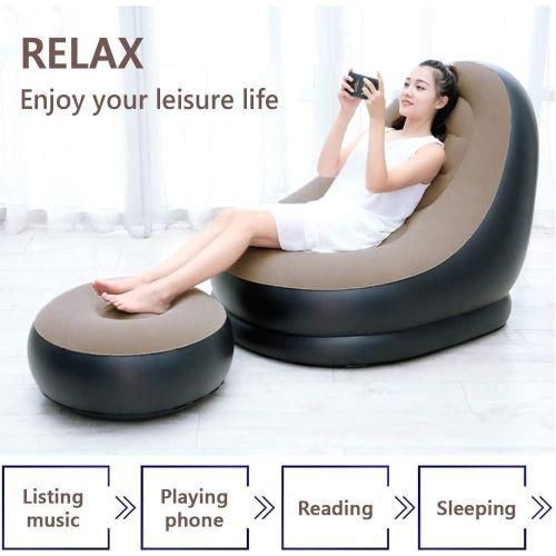 Inflatable seat, with foot rest and a manual pump