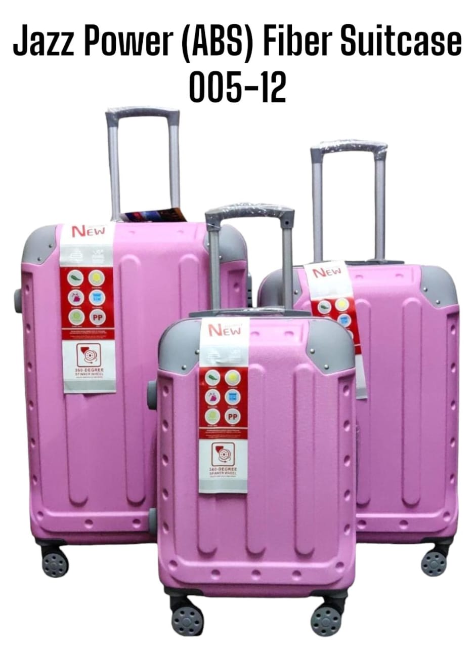 ASSURED QUALITY 🥰27 INCH 3 IN 1 LAXURIOUS FIBRE SUITCASE 🤣BRIEFCASE TRAVEL BAG💚.Made of high-quality materials Sleek and stylish design 3-in-1 design Hard outer shell for protection Number of co