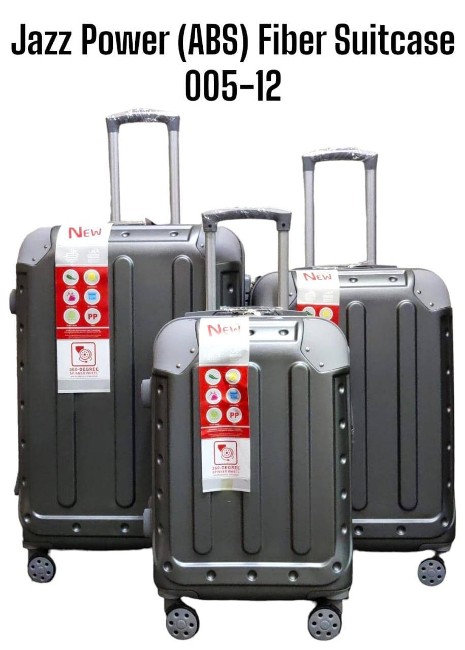 ASSURED QUALITY 🥰27 INCH 3 IN 1 LAXURIOUS FIBRE SUITCASE 🤣BRIEFCASE TRAVEL BAG💚.Made of high-quality materials Sleek and stylish design 3-in-1 design Hard outer shell for protection Number of co