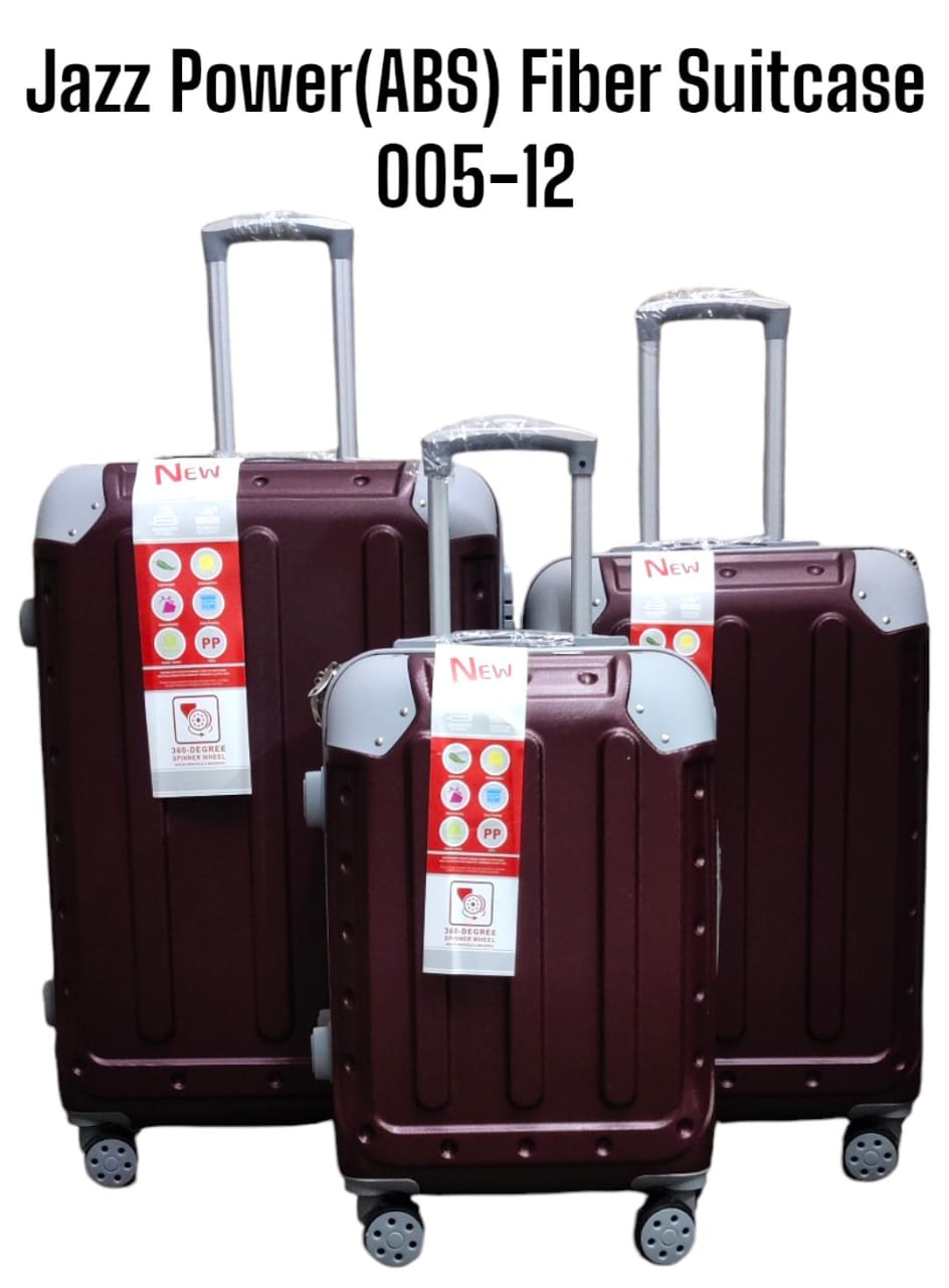 ASSURED QUALITY 🥰27 INCH 3 IN 1 LAXURIOUS FIBRE SUITCASE 🤣BRIEFCASE TRAVEL BAG💚.Made of high-quality materials Sleek and stylish design 3-in-1 design Hard outer shell for protection Number of co