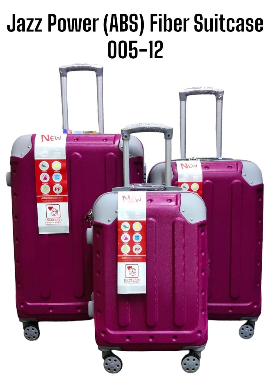 ASSURED QUALITY 🥰27 INCH 3 IN 1 LAXURIOUS FIBRE SUITCASE 🤣BRIEFCASE TRAVEL BAG💚.Made of high-quality materials Sleek and stylish design 3-in-1 design Hard outer shell for protection Number of co