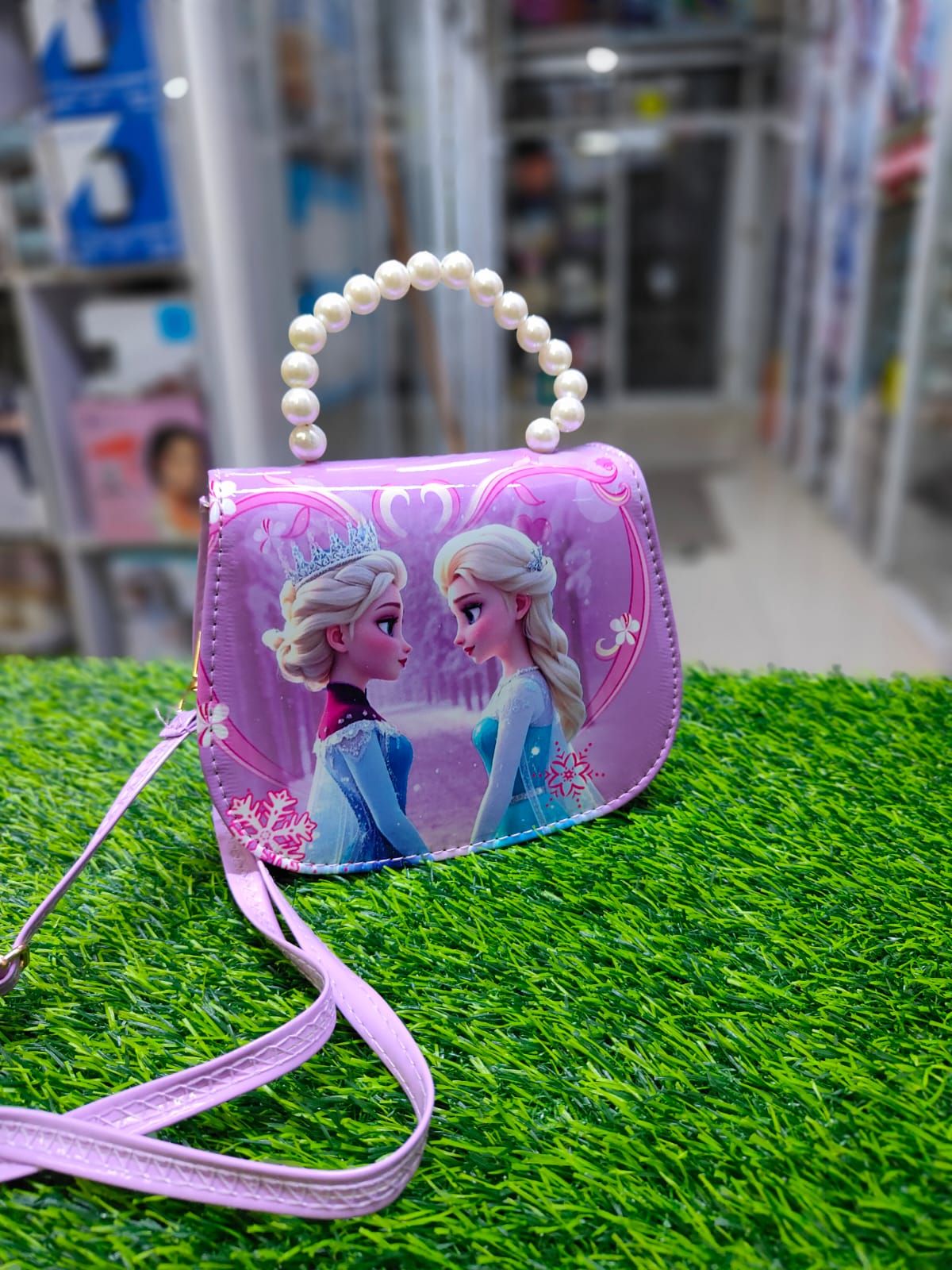 Cartoon Magic Alert! 🎒🔥
Your little one’s new fave accessory is here! 😍
✨ Mini Sling Bags with adorable cartoon themes 🎨 – fun, lightweight & perfect for every mini fashionista! 🌈
🎁 Available in