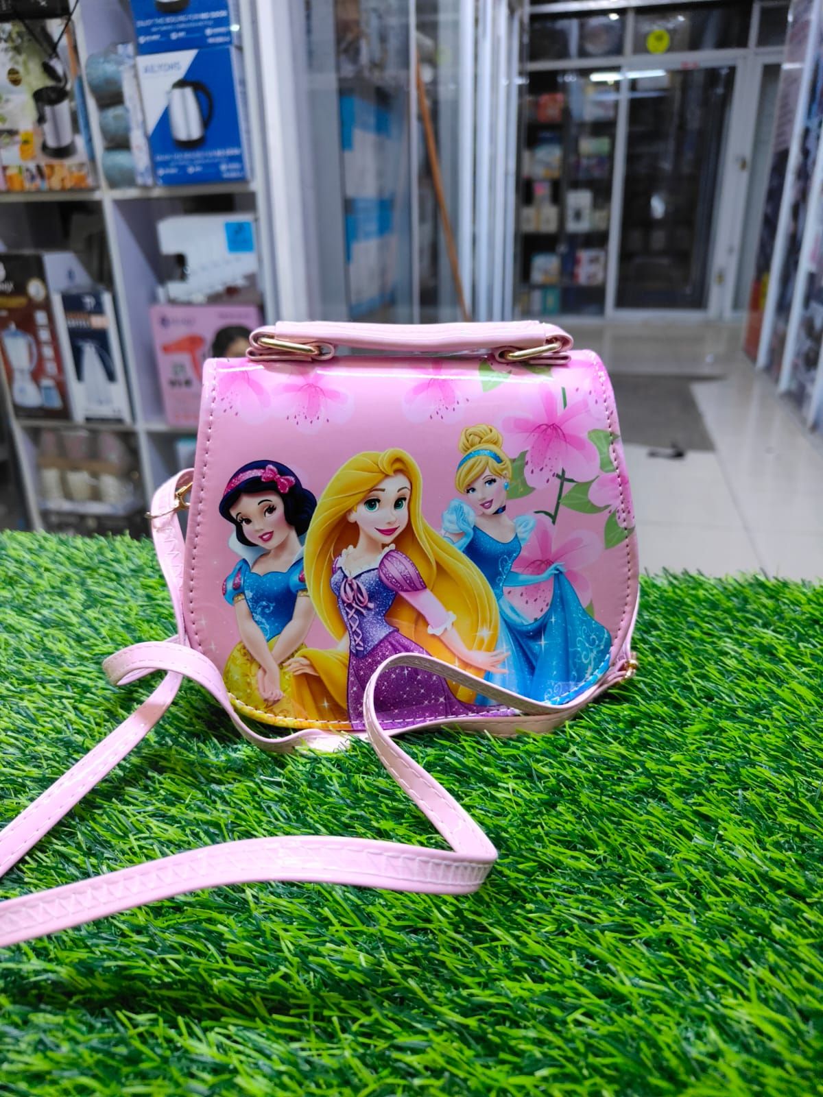 Cartoon Magic Alert! 🎒🔥
Your little one’s new fave accessory is here! 😍
✨ Mini Sling Bags with adorable cartoon themes 🎨 – fun, lightweight & perfect for every mini fashionista! 🌈
🎁 Available in