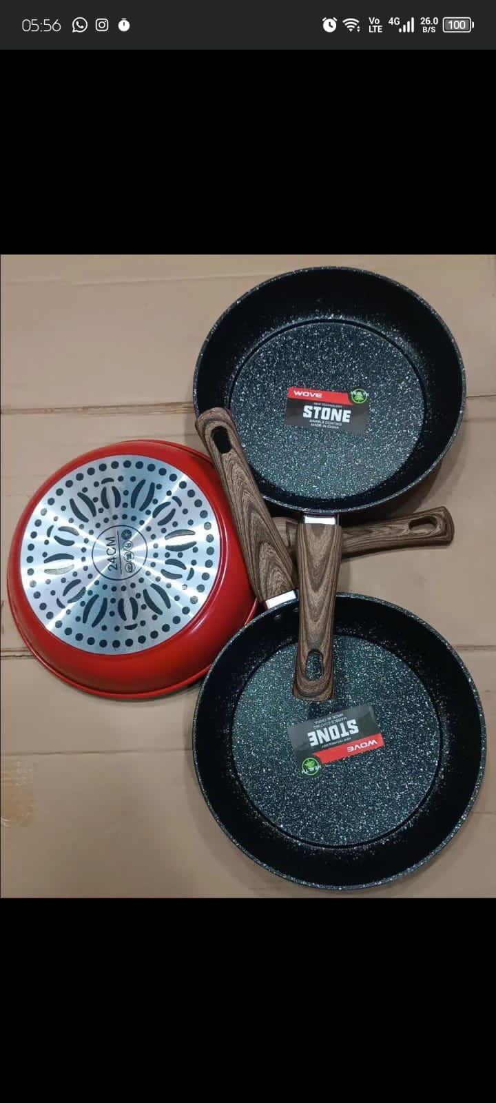 🌮🌮Prepare YOUR DELICACY WITH EASE 🍕🍕Heavy Duty 28 cm *Stone/Granite Frying Pans*made of aluminium  thereby guaranteed durability and is not prone to rust. Has a clear lid that has a handle.