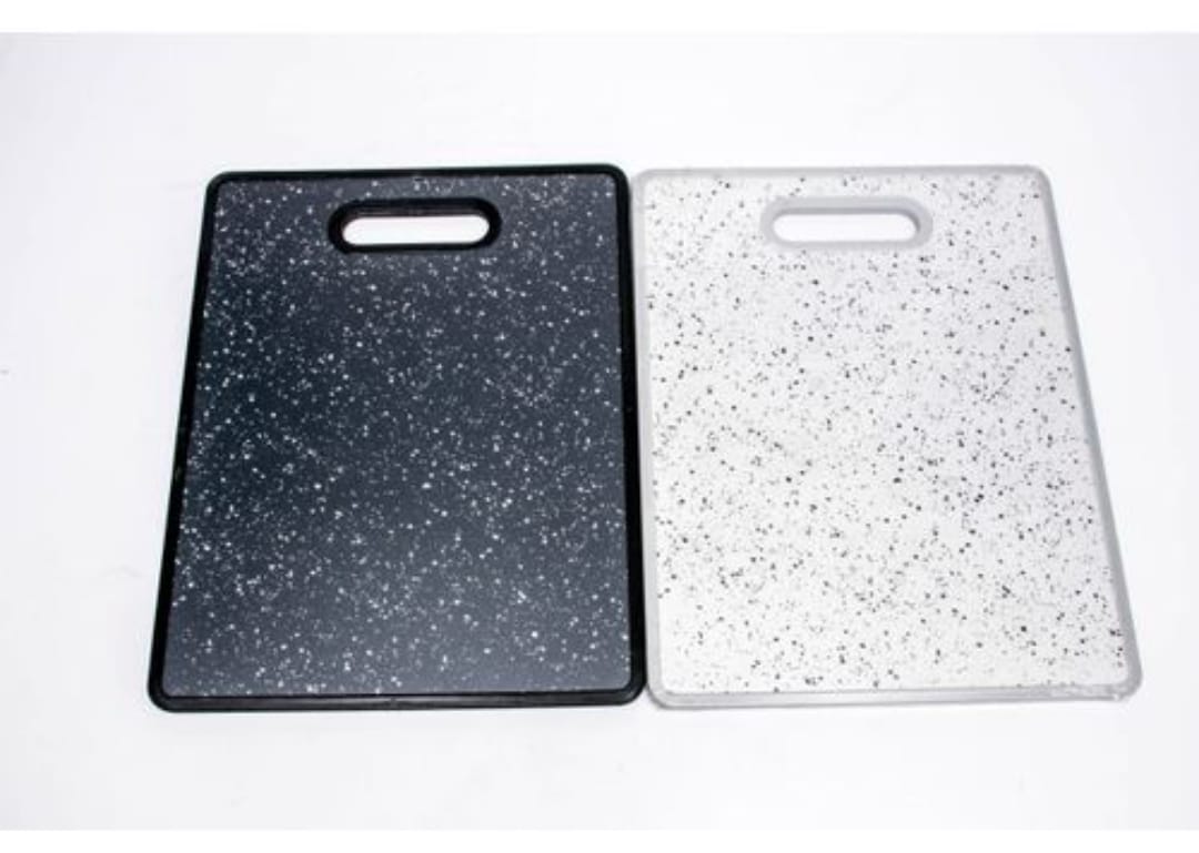 PRICE DROP!!Marble Chopping Board.These boards have a lovely speckled effect with a carry handle. Size Textured surface safely holds food in place without slipping. Reduce the risk of bacterial cross.