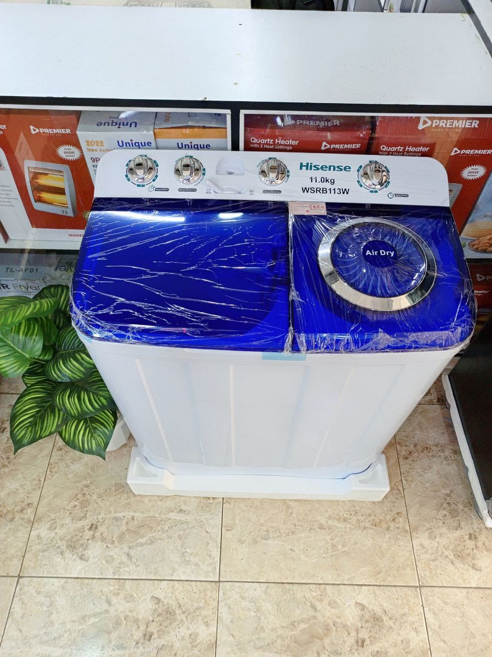 PRICE DROP!!! Hisense 7.5kg Twin Tub Washing Machine-WSQB753W. This Hisense Washing Machine has an impressive washing capacity of 7.5 kgs and comes in a twin tub variant.