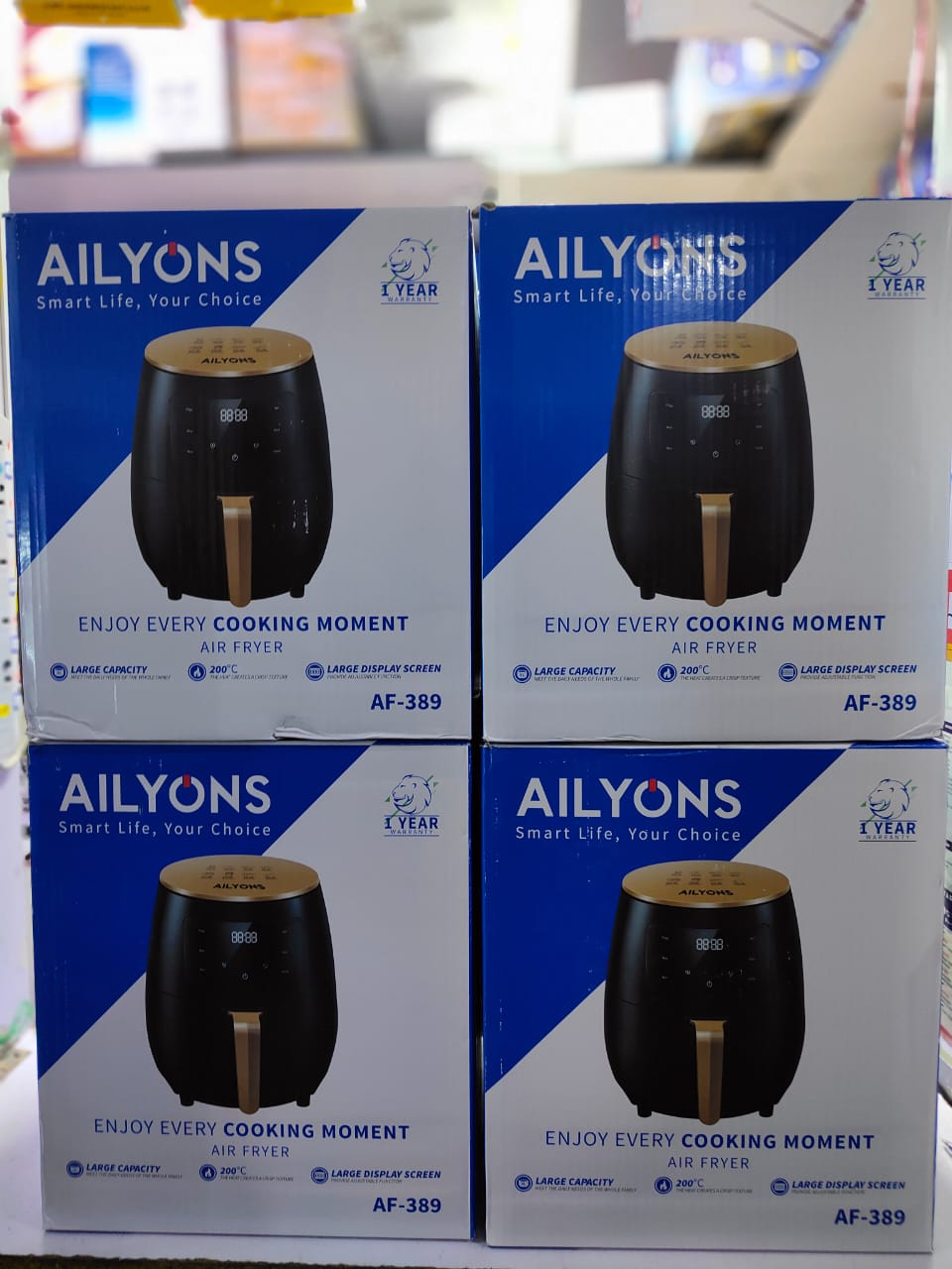 BEST PRICE EFFER!!Ailyons air fryer 6 litres 1400 watts.Enjoy a variety of fried food without all the fatty nature it's known for with our Rapid Air Technology which makes your fried foods less fatty.