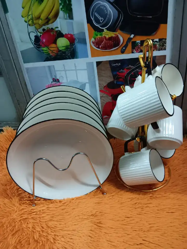 SPECIAL OFFER! HIGH QUALITY! Ceramic 12-piece japanese Dinner Set, 6 PCs mugs 6 PCs dinner plates. Buy this very beautiful and luxurious dinner set and you will enjoy your meal.