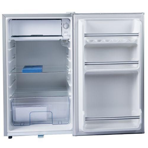HIGH QUALITY ! Ramtons RF/215 - SINGLE Door Fridge 90 Litres - Silver.The Ramtons RF/215 - 5Cu.Ft Single Door Fridge comes with more storage room to ensure you have more storage for all those fresh