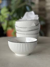 6PCS Premium Ceramic Soup Bowls with Elegant Black Rim – Classic Beauty Meets Everyday Functionality