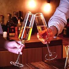 6PCS Elegant Champagne Glass Set – Premium Tall Flute Glasses for Toasting, Weddings, Parties, Celebrations & Home Bar – Crystal Clear, Durable, Classy Drinkware Gift Set