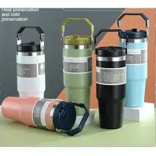 900ml Stainless Steel Vacuum Thermal Mug with Handle, Lid & Straw – Leakproof, Reusable Travel Tumbler for Iced Coffee, Tea & More | Double Wall Insulated Cup for Hot & Cold Drinks
