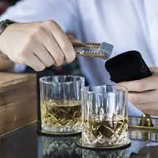 6 PCS Short Crystal Whisky Glass Set – Elegant, Heavy-Base Tumblers for Whiskey, Bourbon, Vodka & Cocktails | Premium Glassware for Home Bars, Parties & Gifting in Kenya