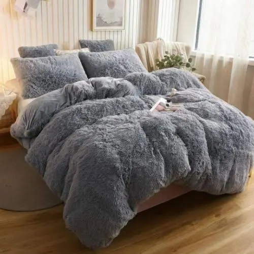 Fluffy Duvet Set 6x7 with 1 Bedsheet, 2 Pillow Cases & 2 Throw Covers – Ultra Soft, Warm & Elegant Bedding for Ultimate Comfort