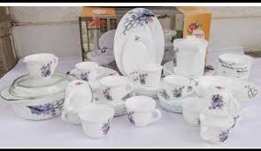 Sundabests 58 Pieces Premium Ceramic Dinner Set – Durable Elegant Family Tableware Collection with Plates, Bowls, Cups & Serving Pieces for Everyday Dining and Special Occasions