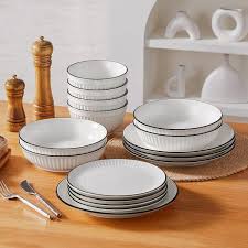 12-Piece Ceramic Dinner Set – 6 Bowls & 6 Plates with Elegant Black Border – Durable, Stylish Tableware for Everyday Meals, Family Dinners & Special Occasions