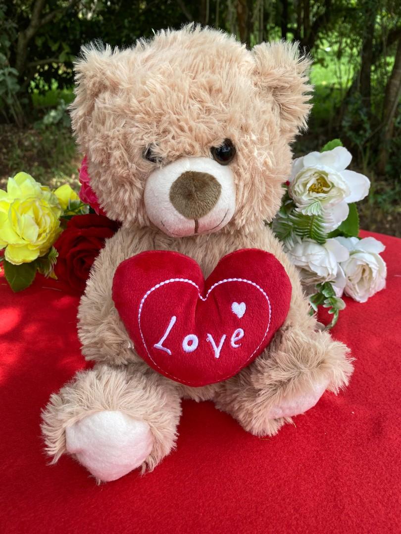 FLUFFY TEDDY BEAR DOLLS, VERY SOFT AND SMOOTH. VERY COLOURFULL AND DECORATIVE. BEST GIFT AND DECOR