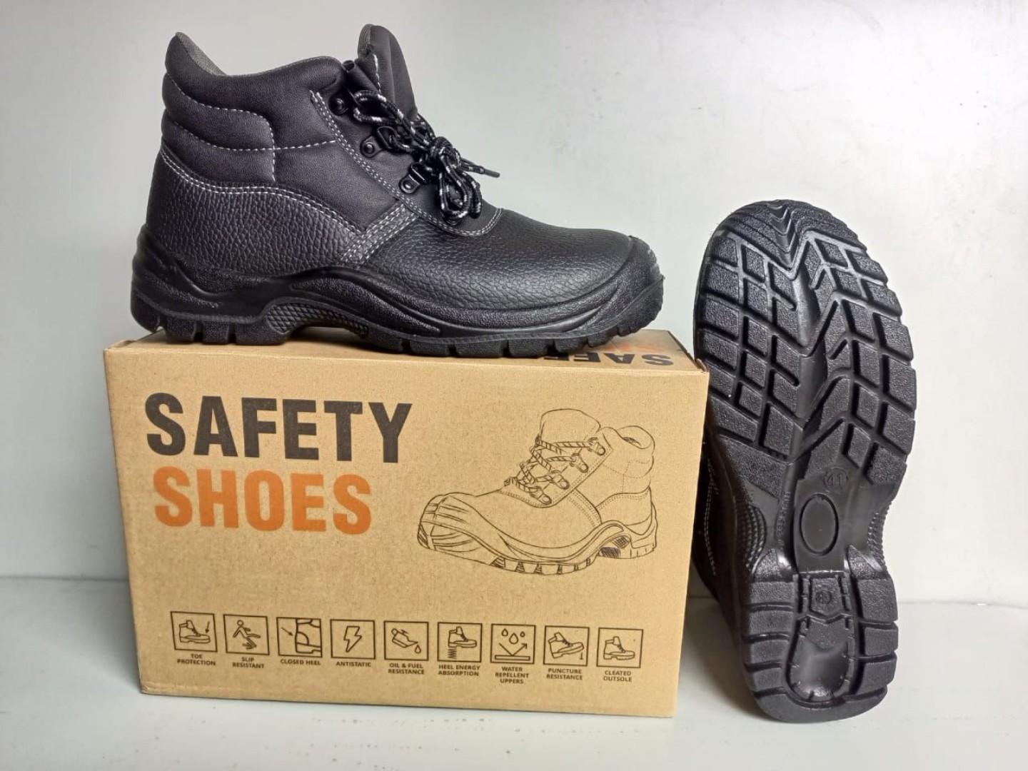 ORIGINAL BLACK LEATHER AND RUBBER SOLE SAFETY BOOTS, INDUSTRIAL BOOTS, SAFETY SHOES, COMPANY SHOES, SCHOOL SAFETY BOOT